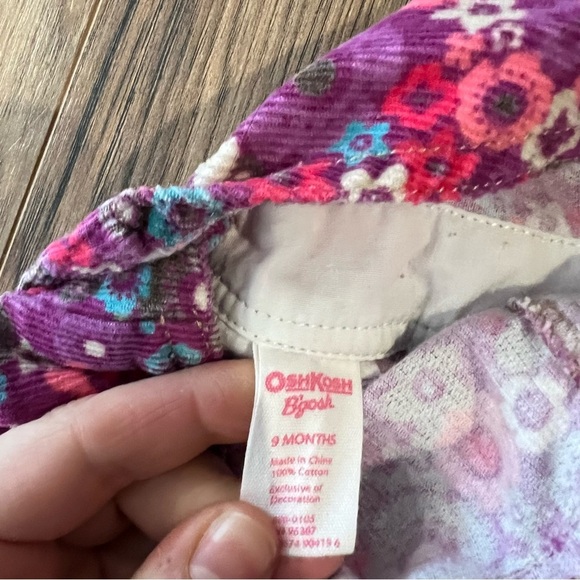 OshKosh B’Gosh Vintage Toddler Corduroy Floral Overalls - Picture 3 of 5